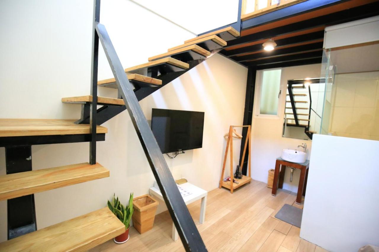 Windhouse B&B ไถหนาน ภายนอก รูปภาพ